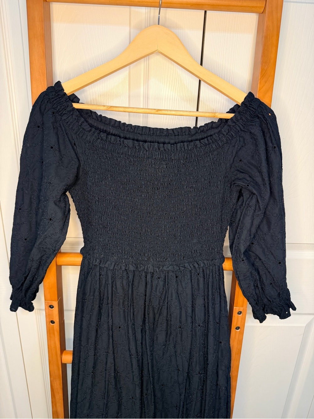 Lilly Pulitzer Arlynn Onyx Eyelet Off Shoulder Maxi Dress Smocked M - Picture 8 of 12